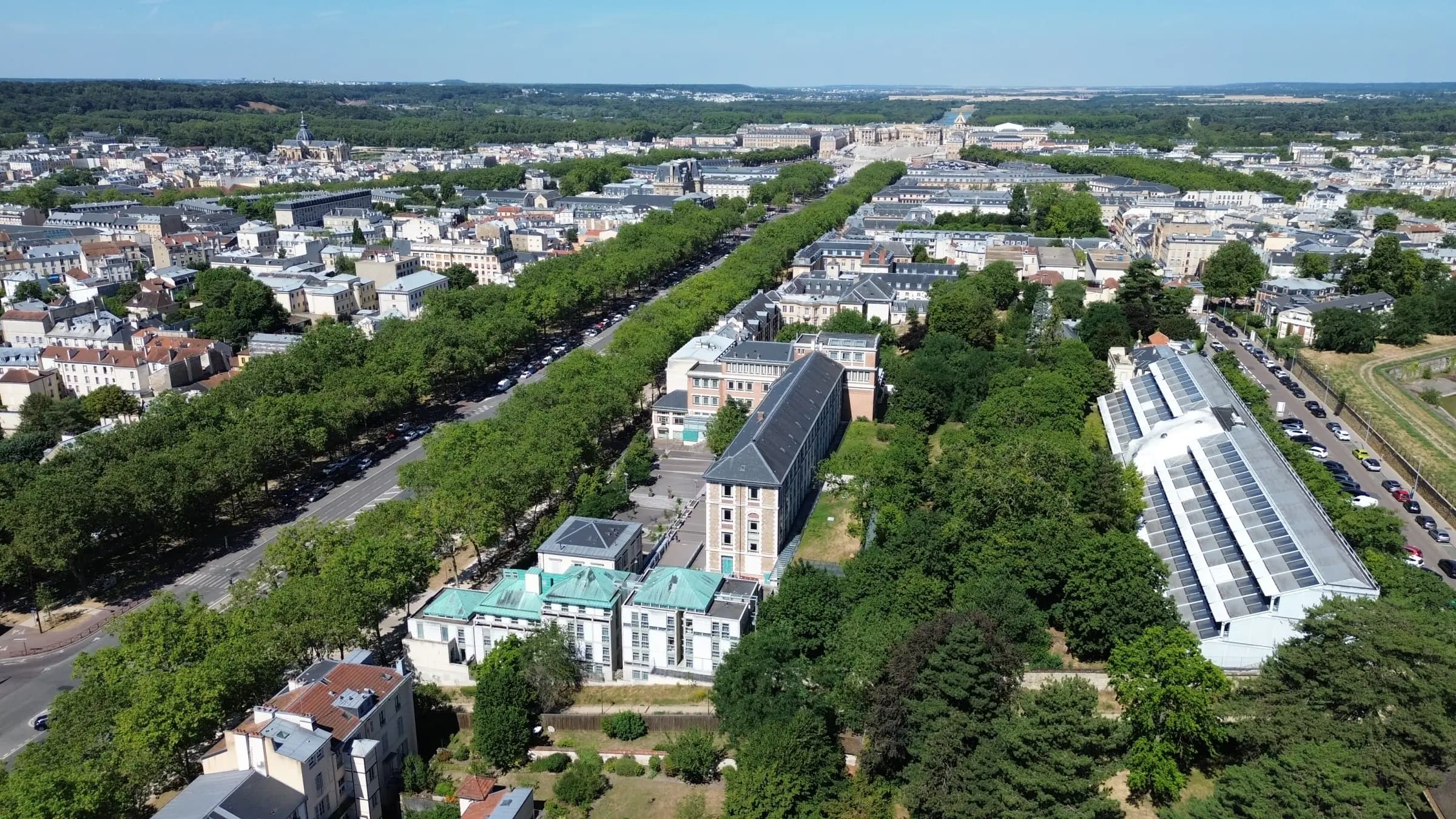 Vue aérienne du lycée La Bruyère, Versailles